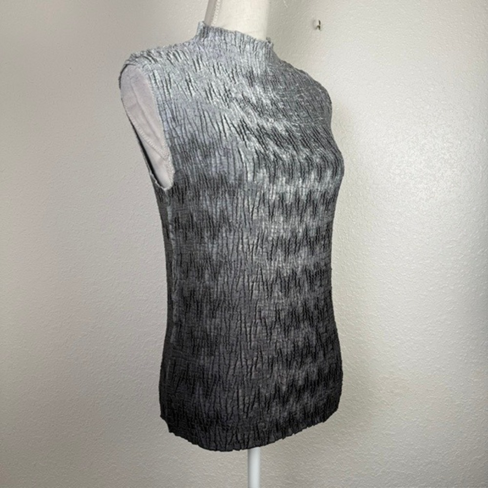 Plisse Vintage Y2K Plisse Sleeveless Top Ombre Silver Gray Large